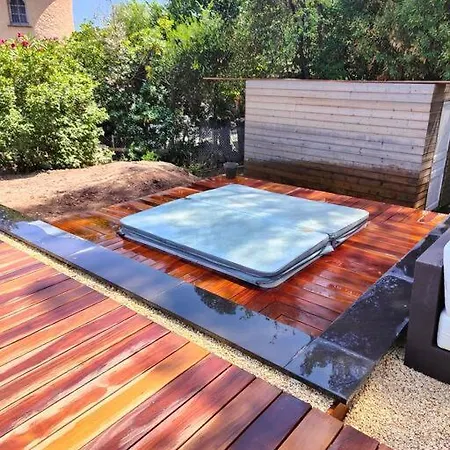 Confort Avec Piscine Villa